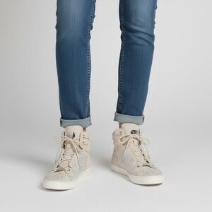 Coach Penda mid-top sneakers in a Tan buff suede women’s size 7